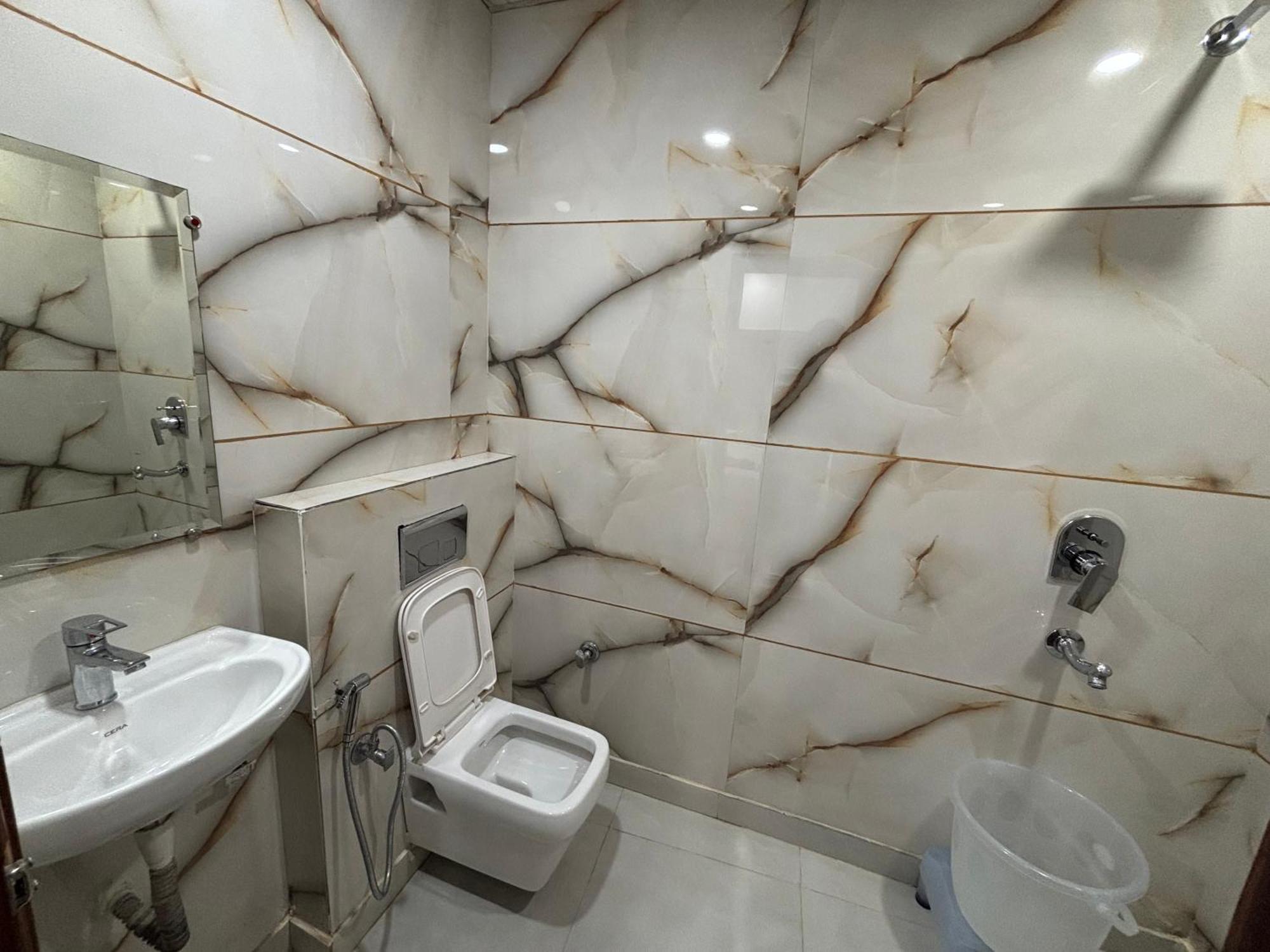 Cg Internationl By Sweet Guest House New Delhi Exterior photo